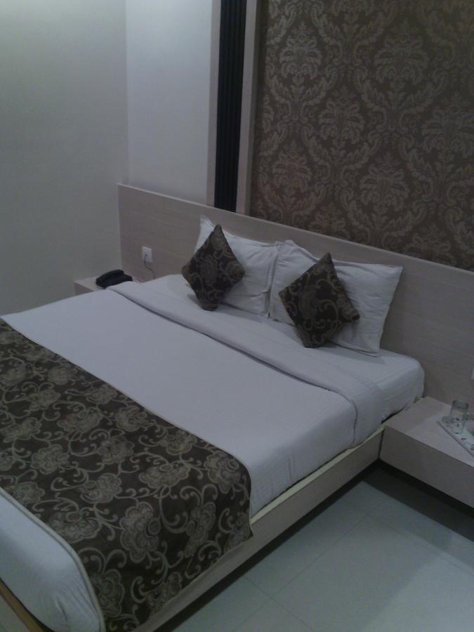 Rewa Celebration Hotel And Resort المظهر الخارجي الصورة
